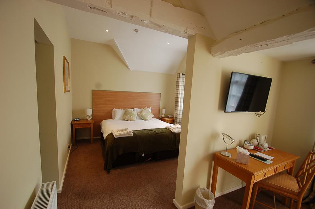 Kings Court Hotel Alcester Exterior foto
