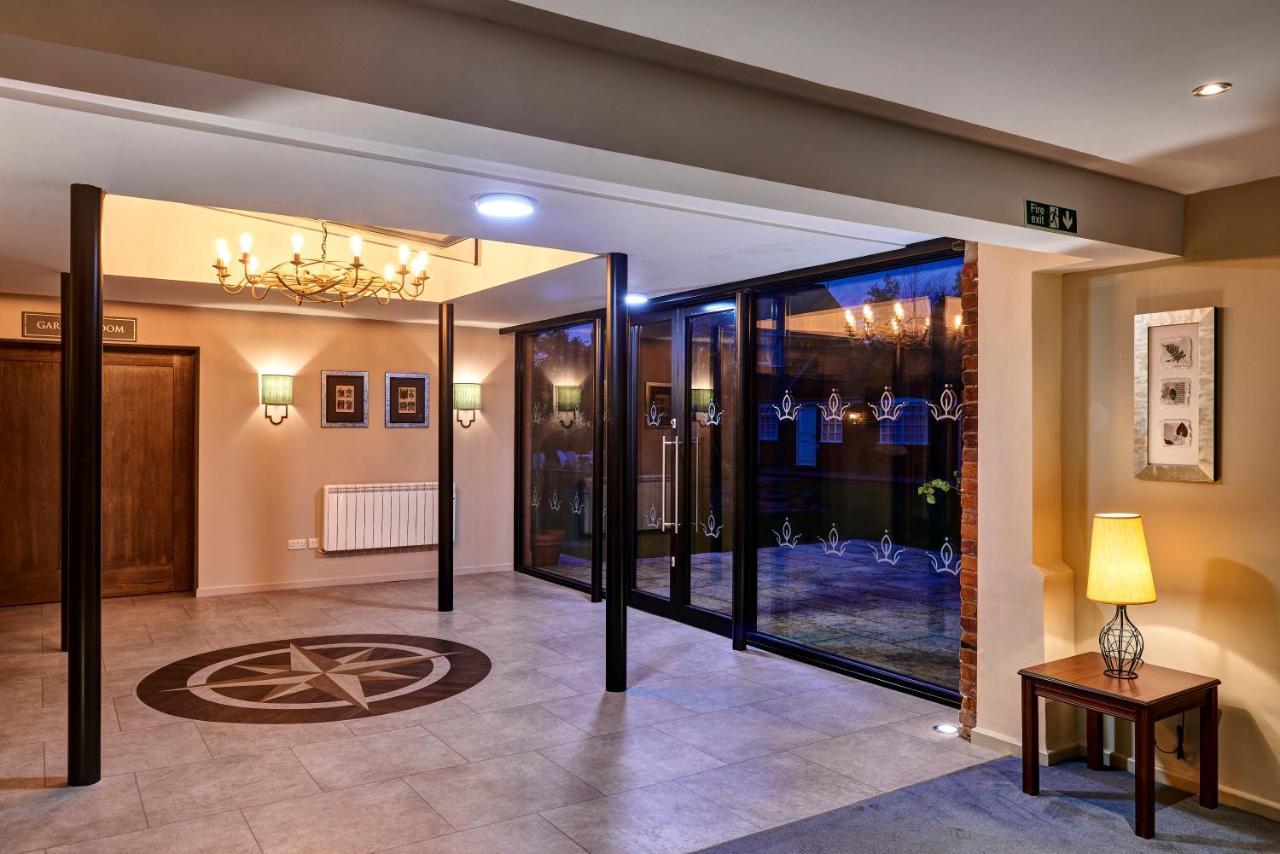 Kings Court Hotel Alcester Exterior foto